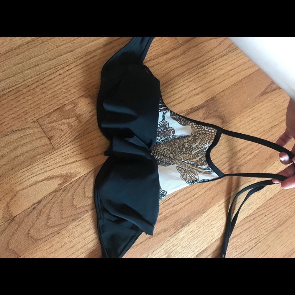 VS Ruffle Push Up Bathing Suit Top